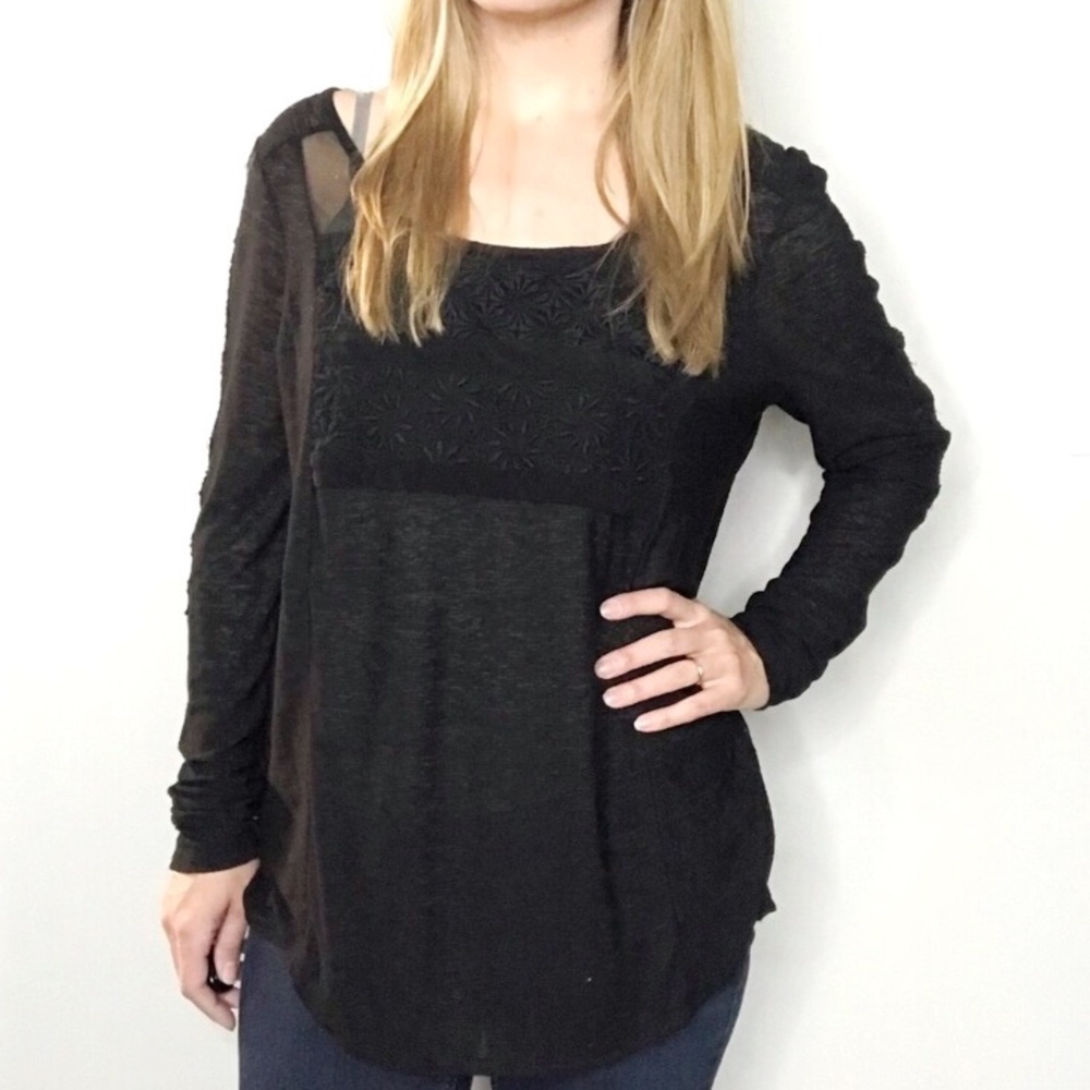 FREE PEOPLE NEW ROMANTICS lace semi sheer babydoll black top size Small